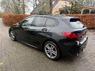 BMW 1-serie 116I M AUT PANO VOLL OPTIES picture 2