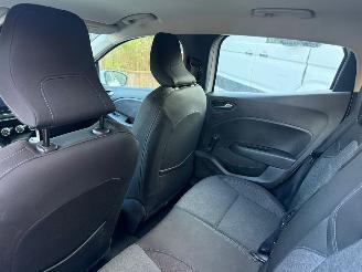 Renault Clio 1.0 TCE ZEN NAVI PDC picture 16