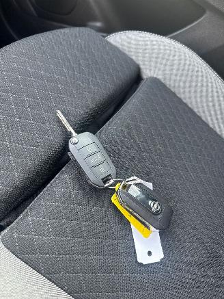 Opel Grandland X 1.2 TURBO 120 JAAR picture 23