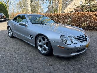 Vaurioauto  passenger cars Mercedes SL 500AMG CABRIOLET LEER 2003/6