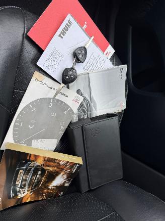 Toyota Avensis 1.8 VVTI  AUT LEER NAVI CAMERA picture 25