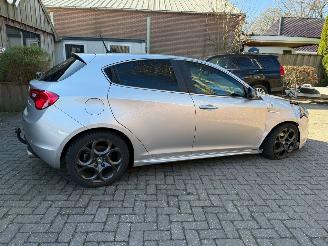 Alfa Romeo Giulietta 1.4 TUBRO 170PK SUPER RACE AUTOMAAT LEER picture 8