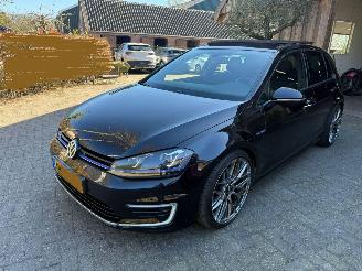 škoda osobní automobily Volkswagen Golf 1.4 GTE PANO NL AUTO 2015/11