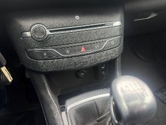 Peugeot 308 1.2 E- thp pano pdc navi camera picture 19