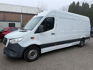 uszkodzony samochody ciężarowe Mercedes Sprinter 316 2.2 CDI L3 H3 NAVI CAMERA 3SIT  MOOIE KM 2019/6