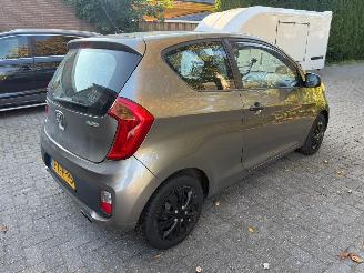 uszkodzony samochody osobowe Kia Picanto 1.0 CVVT 2014/2