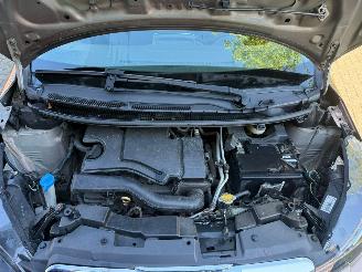 Peugeot 108 1.0 E-VTI 5DRS AIRCO picture 20