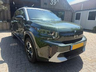 Voiture accidenté Citroën C3 E-C3 AIRCROSS 44 KWH NIEUW NAVI CAMERA NL 2025/6