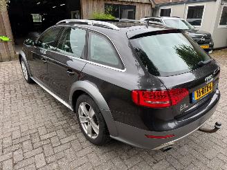 Audi A4 allroad 2.0 tfsi Quattro PANO NL AUTO NAP picture 8