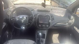 Renault Captur 0.9 AIRCO NAVI CRUISE picture 14