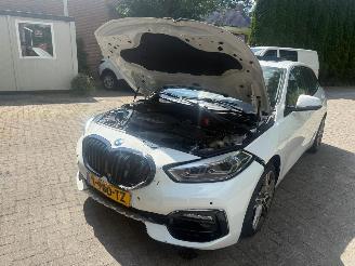 BMW 1-serie 118I AUT! PANO HIGH EXECUTIVE 77800KM picture 10