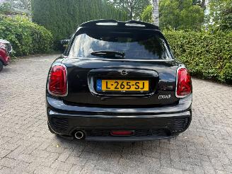Mini Cooper 1.5 COOPER  AUT! PANO JWC PAKKET DEALER ONDERHOUDEN picture 7