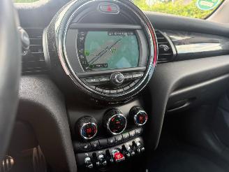 Mini Cooper 1.5 COOPER  AUT! PANO JWC PAKKET DEALER ONDERHOUDEN picture 21