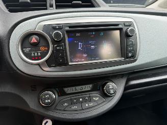 Toyota Yaris 1.5 HYBRID 81000KM NAP AIRCO NAVI CAMERA picture 24