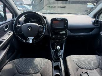 Renault Clio 1.5DCI 5DRS AIRCO NAVI picture 14
