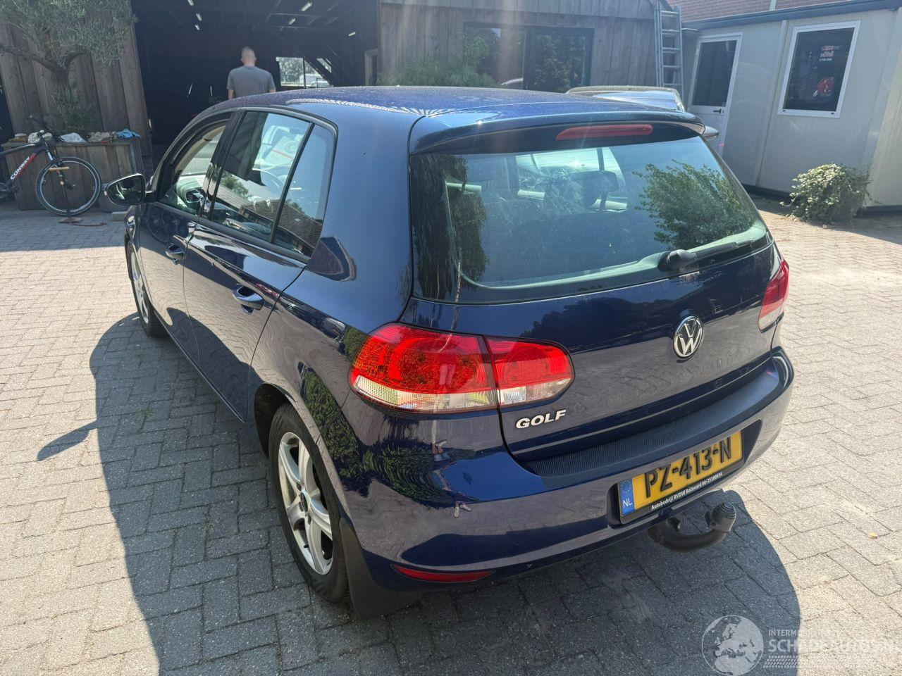 Volkswagen Golf 1.2 5DRS AIRCO CRUISE