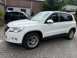 Volkswagen Tiguan 2.0 TDI 4 MOTION AUTOMATIC picture 2