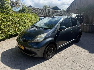škoda osobní automobily Toyota Aygo 1.4D 5DRS AIRCO 2006/5