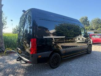 Schade bestelwagen Mercedes Sprinter 317 AUTOMAAT 170PK LUXE NAVI CAMERA 2023/11