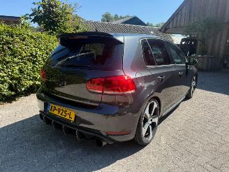 Coche accidentado Volkswagen Golf 2.0 GTI  211PK  5DRS AIRCO NAVI 2010/4