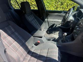 Volkswagen Golf 2.0 GTI  211PK  5DRS AIRCO NAVI picture 13