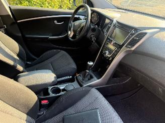 Hyundai I-30 1.6GDI AIRCO NAVI PDC picture 15