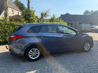 Hyundai I-30 1.6GDI AIRCO NAVI PDC picture 3