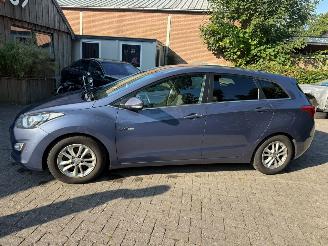 Hyundai I-30 1.6GDI AIRCO NAVI PDC picture 8