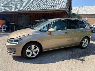 Volkswagen Golf Sportsvan 2.0 TDI AUTOMAAT HIGHLINE NAVI CAMERA picture 2