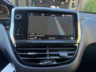 Peugeot 208 1.2 ALLURE CLIMA NAVI CAMERA NL AUTO picture 19