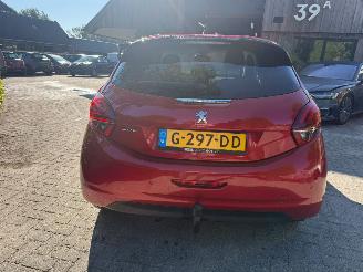 Peugeot 208 1.2 ALLURE CLIMA NAVI CAMERA NL AUTO picture 4