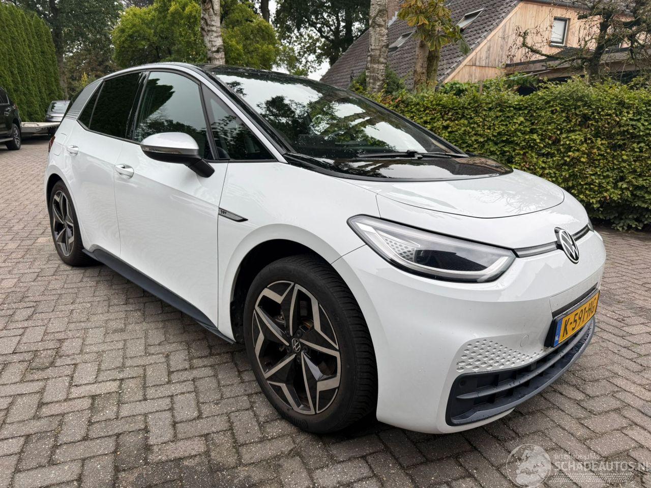 Volkswagen ID.3 FIRST PLUS 58KWH NL AUTO