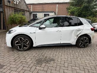 Volkswagen ID.3 FIRST PLUS 58KWH NL AUTO picture 10