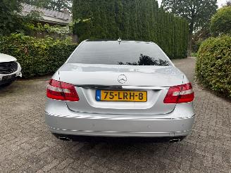 Mercedes E-klasse 200 CDI AUTOMAAT SUPER NETTE AUTO picture 5