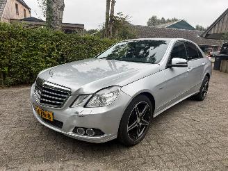 Mercedes E-klasse 200 CDI AUTOMAAT SUPER NETTE AUTO picture 10