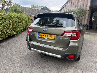 Subaru Outback 2.5I  NL AUTO PREMIUM AUT! PANO LEER NAVI picture 8