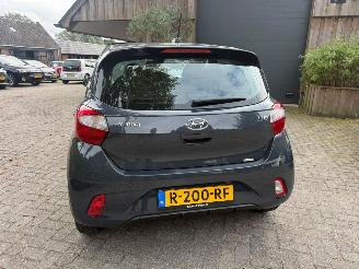 Hyundai I-10 1.0 NAP AIRCO SCHERM CRUISE picture 3