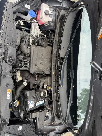 Hyundai I-10 1.0 NAP AIRCO SCHERM CRUISE picture 10