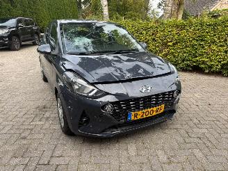 Hyundai I-10 1.0 NAP AIRCO SCHERM CRUISE picture 8