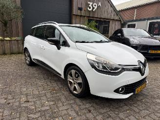  Renault Clio 1.5DCI NAVI NO DAMGEDS 2015/6