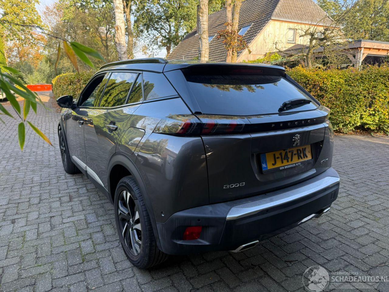 Peugeot 2008 1.2 GT-LINE PANO AUTOMAAT