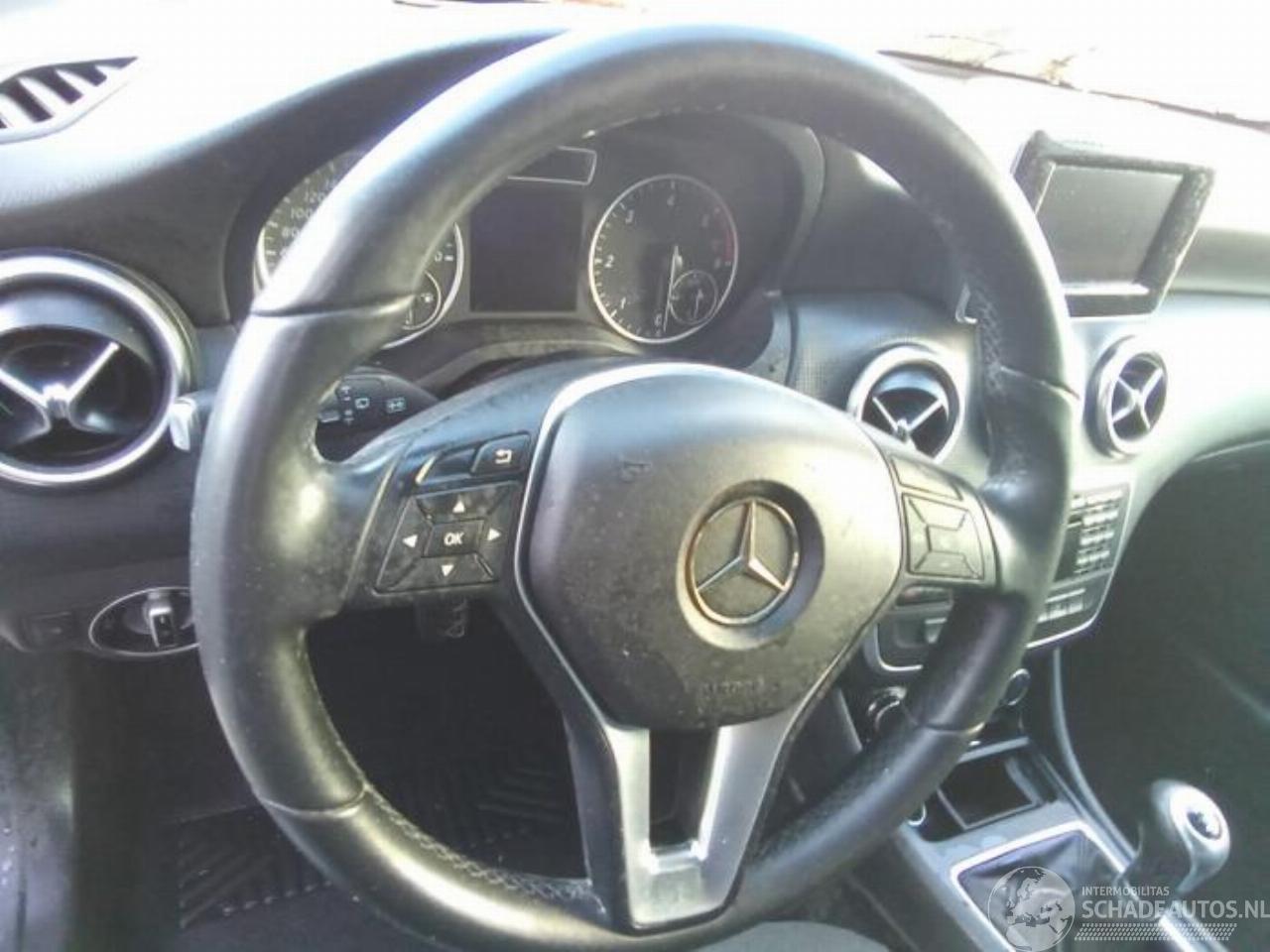 Mercedes A-klasse A (W176), Hatchback, 2012 / 2018 1.5 A-180 CDI, A-180d 16V