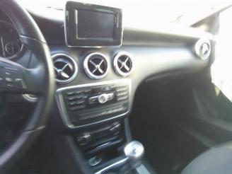 Mercedes A-klasse A (W176), Hatchback, 2012 / 2018 1.5 A-180 CDI, A-180d 16V picture 2