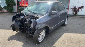 Salvage car Renault Twingo  2021/8