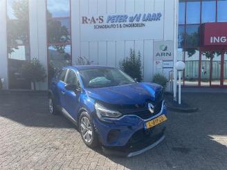 Salvage car Renault Captur  2021/8