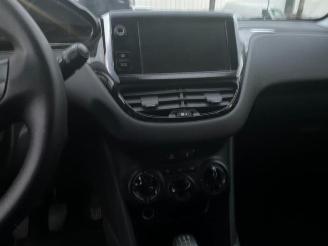 Peugeot 208 208 I (CA/CC/CK/CL), Hatchback, 2012 / 2019 1.0 Vti 12V PureTech picture 12