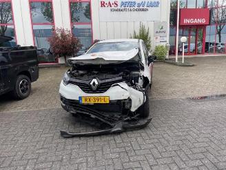 Coche siniestrado Renault Captur  2018/2