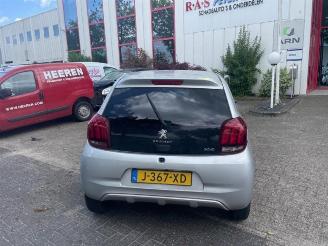 Coche accidentado Peugeot 108 108, Hatchback, 2014 1.0 12V VVT-i 2020/10