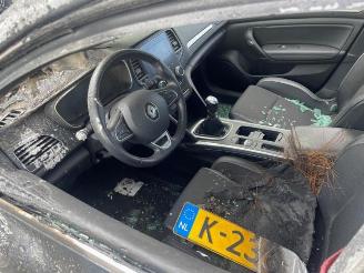škoda osobní automobily Renault Mégane Megane IV Estate (RFBK), Combi 5-drs, 2016 1.3 TCE 160 16V 2021/1