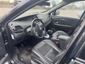 Renault Scenic 1.2 97KW BOSE picture 9